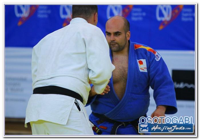 CEU2011 200019